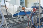 Xem xét phương án ghép phổi cho phi công người Anh mắc Covid-19 đang diễn biến nặng