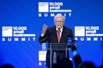 Vì sao việc Warren Buffett bán tháo cổ phiếu Goldman Sachs lại là “báo động đỏ”?