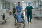 Bệnh nhân nặng nhất miền Bắc khỏi Covid-19