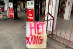 Nhiều cây xăng trên cả nước nghỉ bán: Xăng dầu “chảy” đi đâu?