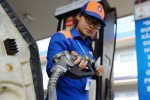 Giá xăng A95 tiếp tục hạ nhiệt, giảm gần 400 đồng/lít