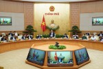 Không thể vì doanh thu, mở cửa đón khách du lịch tràn lan