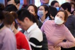 Vàng giảm nhẹ, người mua vẫn lỗ cả triệu đồng