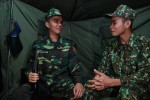 Những sinh viên canh biên giới phía Bắc