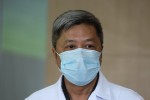 Bộ Y tế kêu gọi nhường khẩu trang cho y bác sĩ