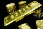 Giá vàng vọt tăng mạnh nhất trong hơn 10 năm