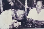 Hung thần thuở ấy tuổi đà chín tư