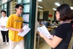 Dùng điện thoại bạn gái đăng ký nguyện vọng, nam sinh ngã ngửa khi nhận kết quả