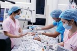 Ca mổ tách rời cặp song sinh: Cột mốc tiến bộ của y tế Việt Nam