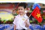 Học sinh cả nước bước vào năm học mới