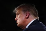Lý do Trump liên tục ngắt lời Biden
