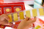 Giá vàng SJC tiếp tục “leo dốc”