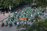 Hiện thực cay đắng của giấc mơ 'chạy Grab kiếm 30 triệu đồng/tháng'