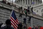 Người tham gia bạo loạn ở Điện Capitol có thể lĩnh 20 năm tù