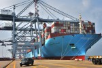 Vì sao Việt Nam chưa sản xuất container?