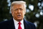Tám ngày trước phiên tòa, 5 luật sư rời bỏ ông Trump