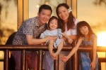 Những người vợ có chồng làm hậu phương