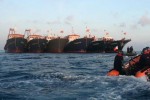 Philippines công bố ảnh áp sát tàu Trung Quốc ở Ba Đầu