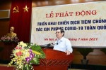 Thủ tướng: Không ai đứng ngoài cuộc trong việc tiếp cận vắc xin