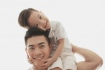 Quốc Cơ mừng con gái đầy tháng