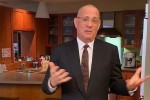 Tom Hanks giễu bản thân khi nhiễm nCoV